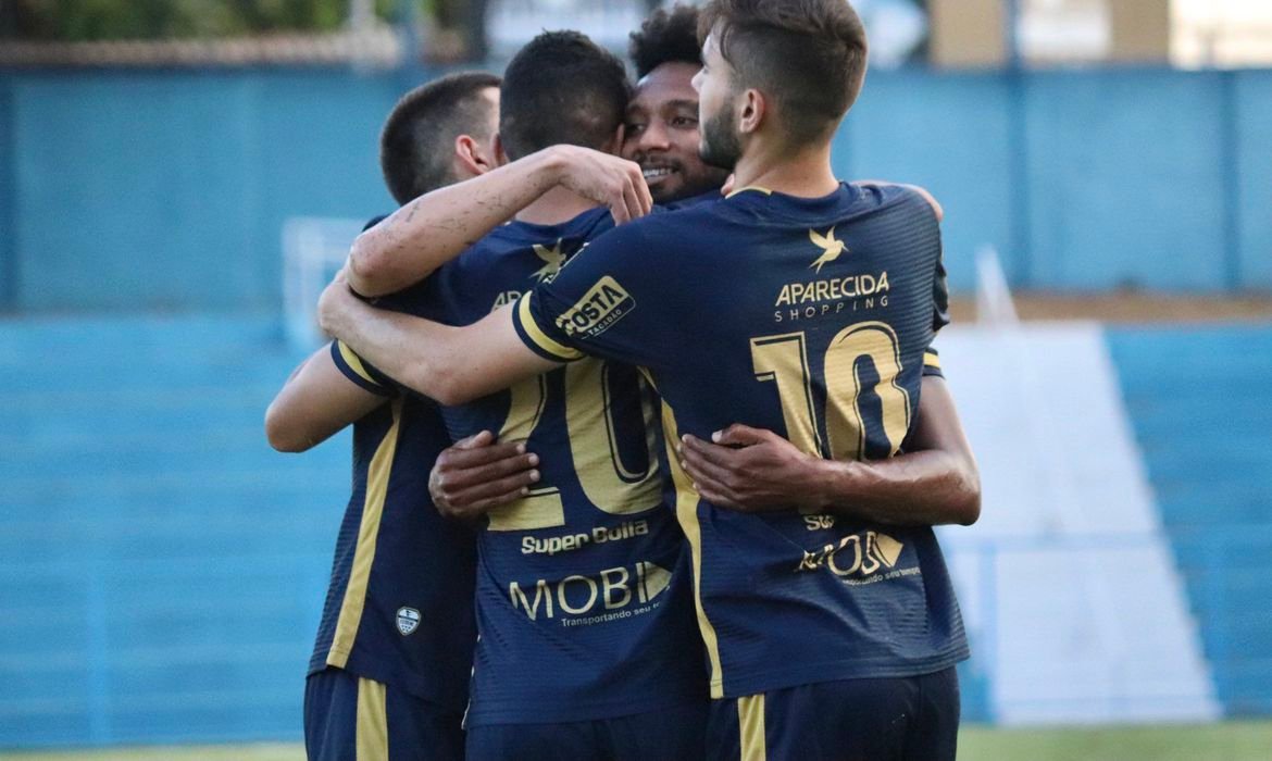 Série D: Aparecidense e Goianésia fazem duelo de líderes no Grupo 5