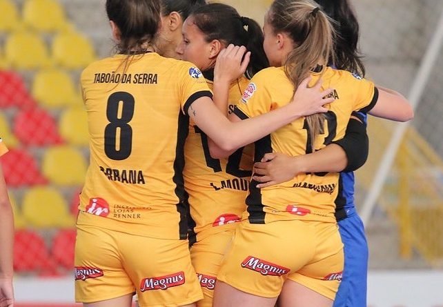 No Estadual Feminino, Taboão/Magnus começa com goleada