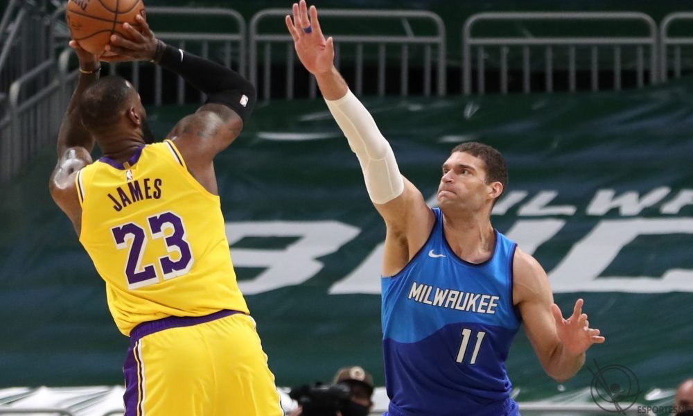 Lakers batem Bucks na liderança de LeBron James