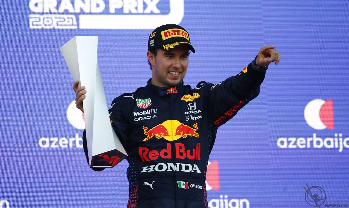 Checo Perez vence em Baku o GP com final emocionante
