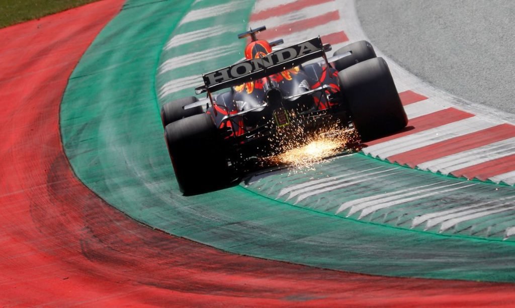 Verstappen sai na frente na Estíria