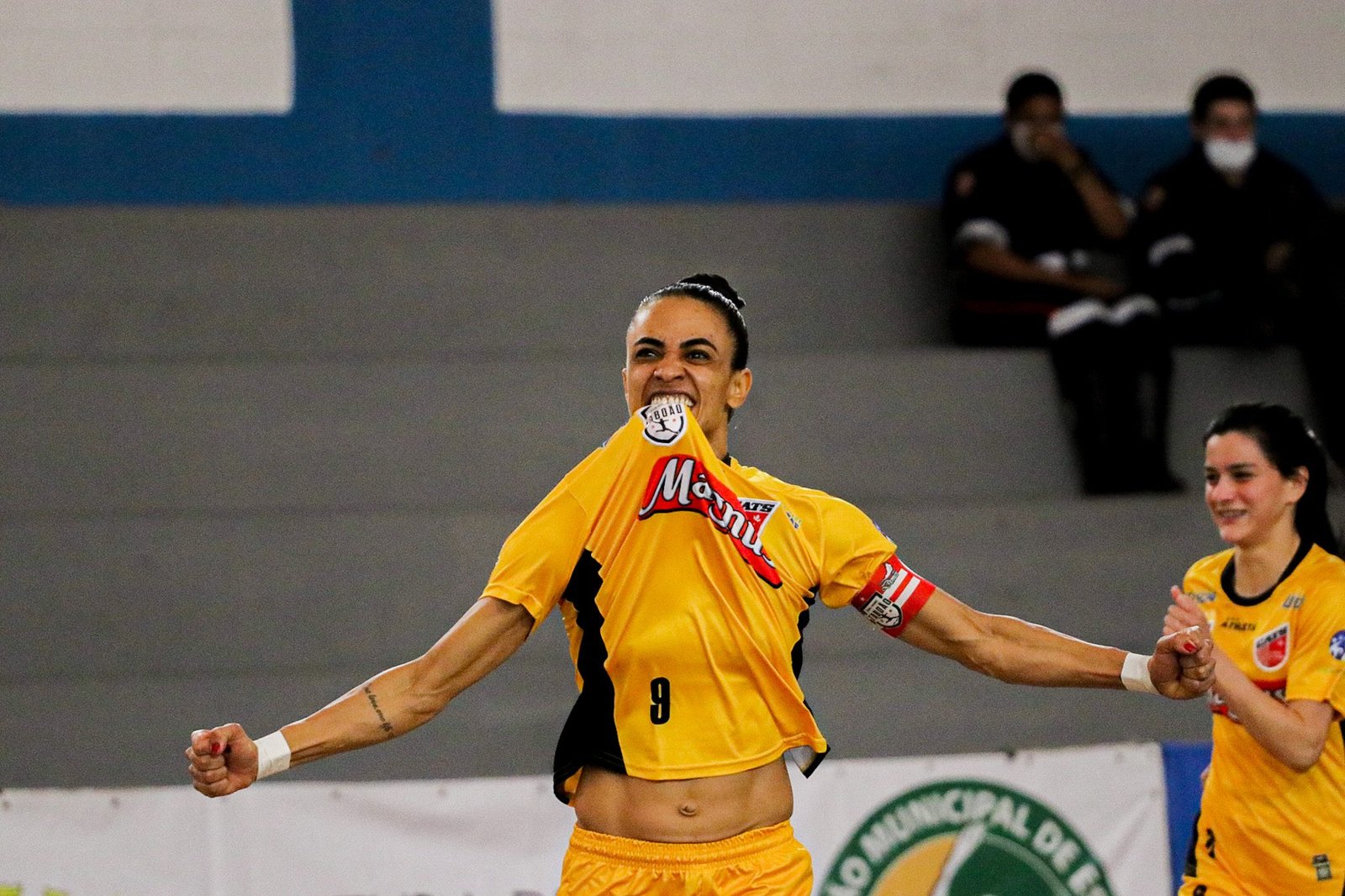 Taboão Magnus Futsal Feminino goleia Barateiro por 5×0 e assume liderança do NFFB
