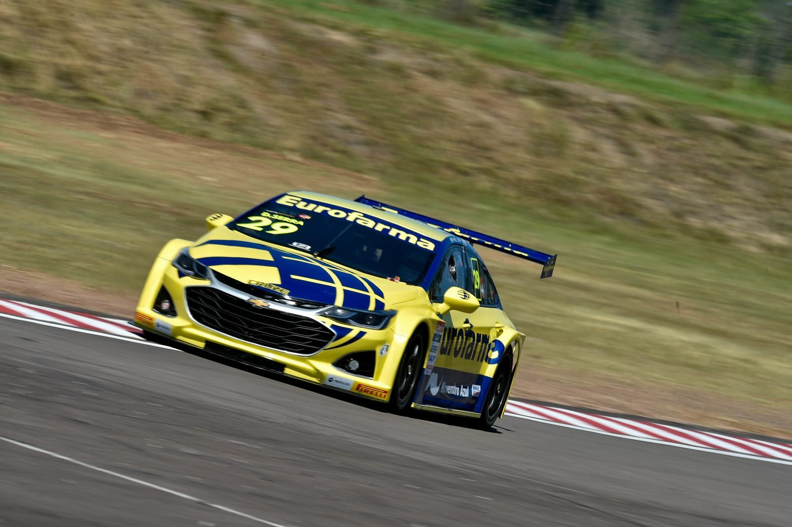 Camilo crava 27ª pole da carreira na Stock Car