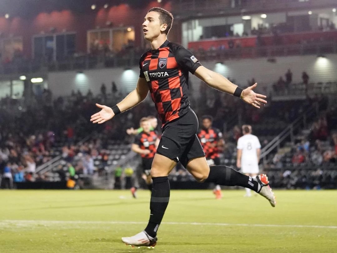 Artilheiro nos Estados Unidos, Nathan comemora “melhor ano da carreira”