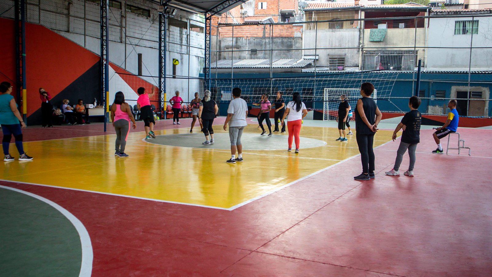 Quadra do Santa Rosa é reformada pela Prefeitura de Taboão da Serra