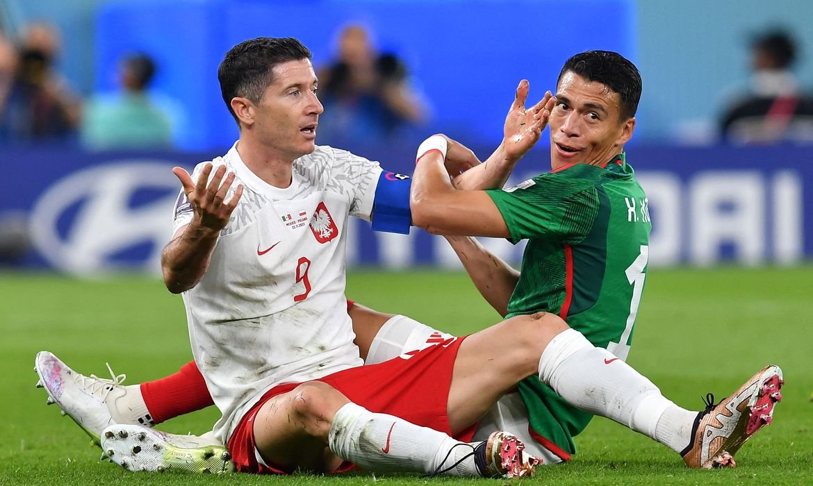 Em jogo sem muita emoção, melhor do mundo não marca e tudo fica no 0 a 0