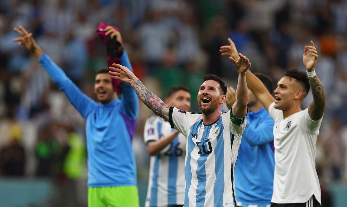 Novamente! Messi comanda e leva a Argentina a vitória sobre México