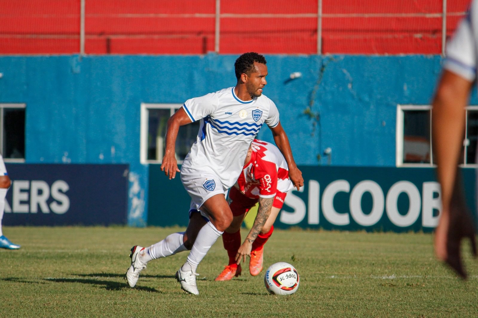 Felipe Baiano celebra classificação inédita do Barra para a Série D 2024