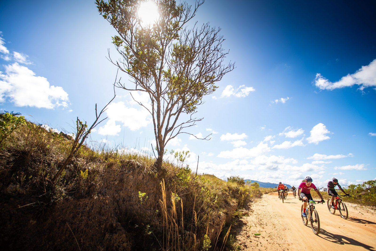 Estrada Real: Ciclistas conhecem altimetria das provas de Ouro Branco (MG)