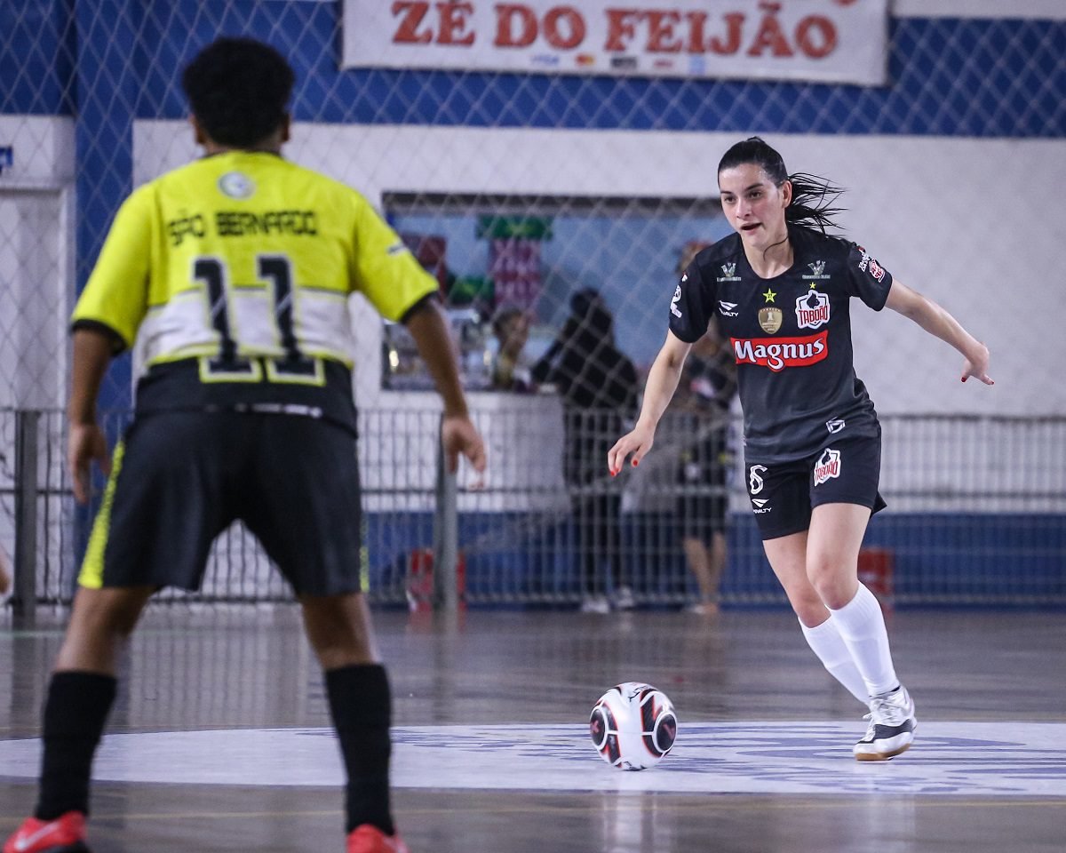 E.C. Taboão Magnus goleia São Bernardo por 6 a 0 no Campeonato Paulista de Futsal Feminino Adulto