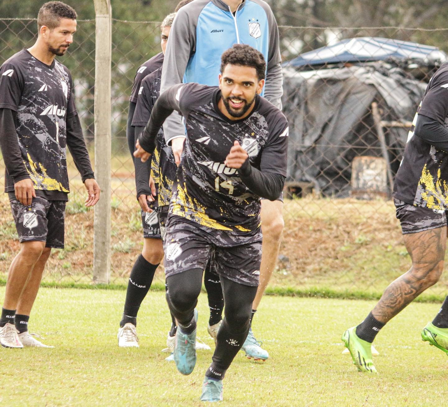 Com foco em encaminhamento de classificação para a próxima fase da Série D, Buchecha projeta duelo da Inter de Limeira diante do CRAC