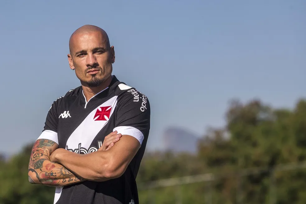 Zagueiro Maicon é anunciado até o final de 2023 pelo Vasco