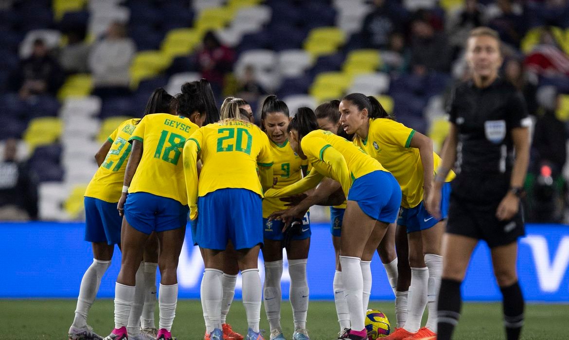 Governo decretará ponto facultativo em jogos da Seleção Feminina