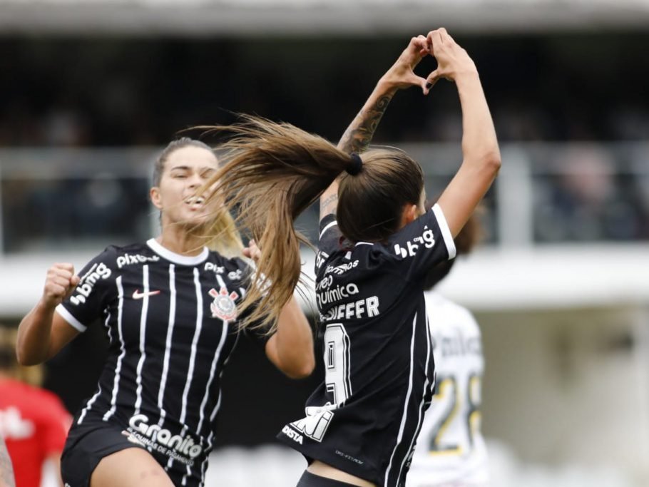 Pela vaga na final, Corinthians e Ferroviária saem em vantagem
