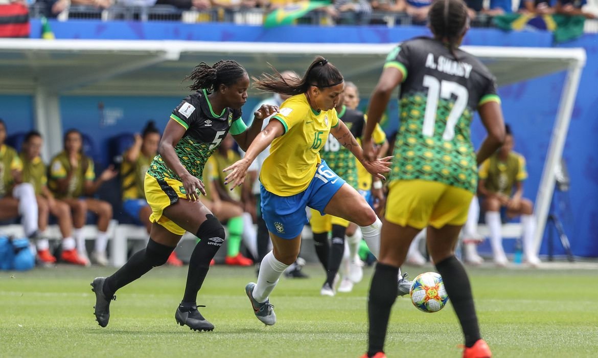 Brasil encara Jamaica com uma única meta: vencer para avançar no mundial