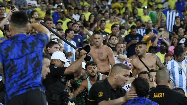 FIFA abre investigação para apurar brigas no Brasil x Argentina