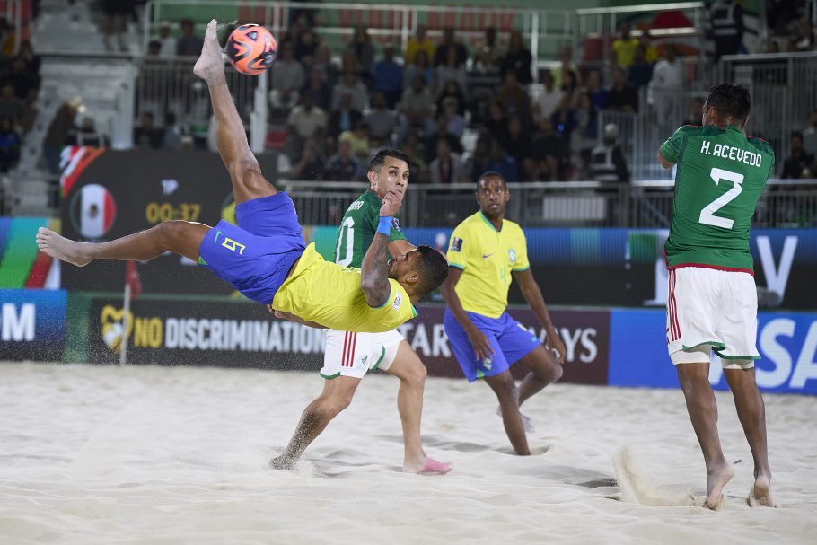 Mundial de Beach Soccer: Brasil fecha 1ª fase com aproveitamento 100%