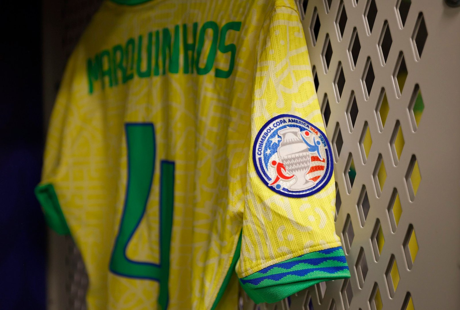 Sem criatividade, Brasil “pressiona” Costa Rica, mas fica no 0 a 0
