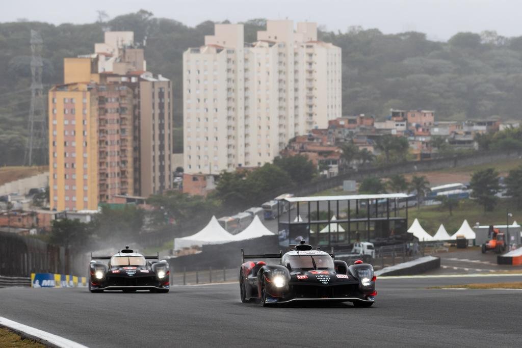 Kobayashi é pole da Rolex 6 Horas de São Paulo, e “Damas de ferro” largam na frente na LMGT3Kobayashi