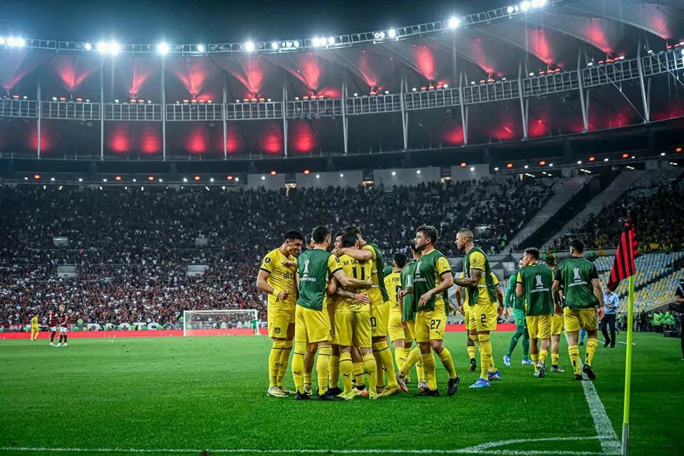 Tabu mantido no Maracanã