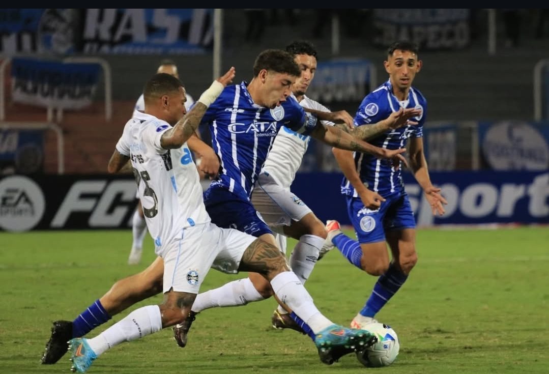 Na Argentina, Grêmio empata e fica com a segunda colocação do grupo na Sul-Americana