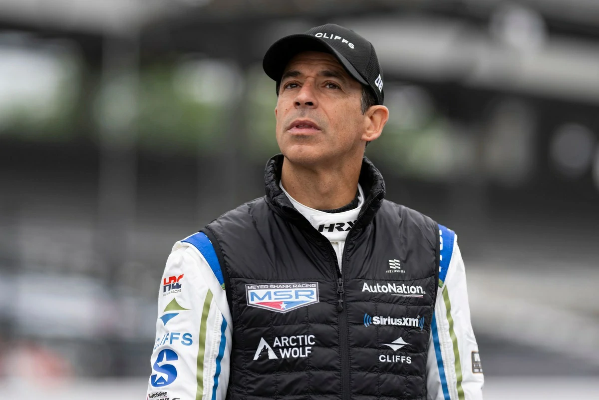 Helio Castroneves confirma temporada completa na Stock Car 2025