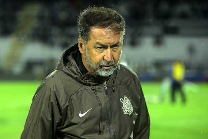 Dirigentes do Corinthians são investigados por ligação com o crime organizado, revela SBT