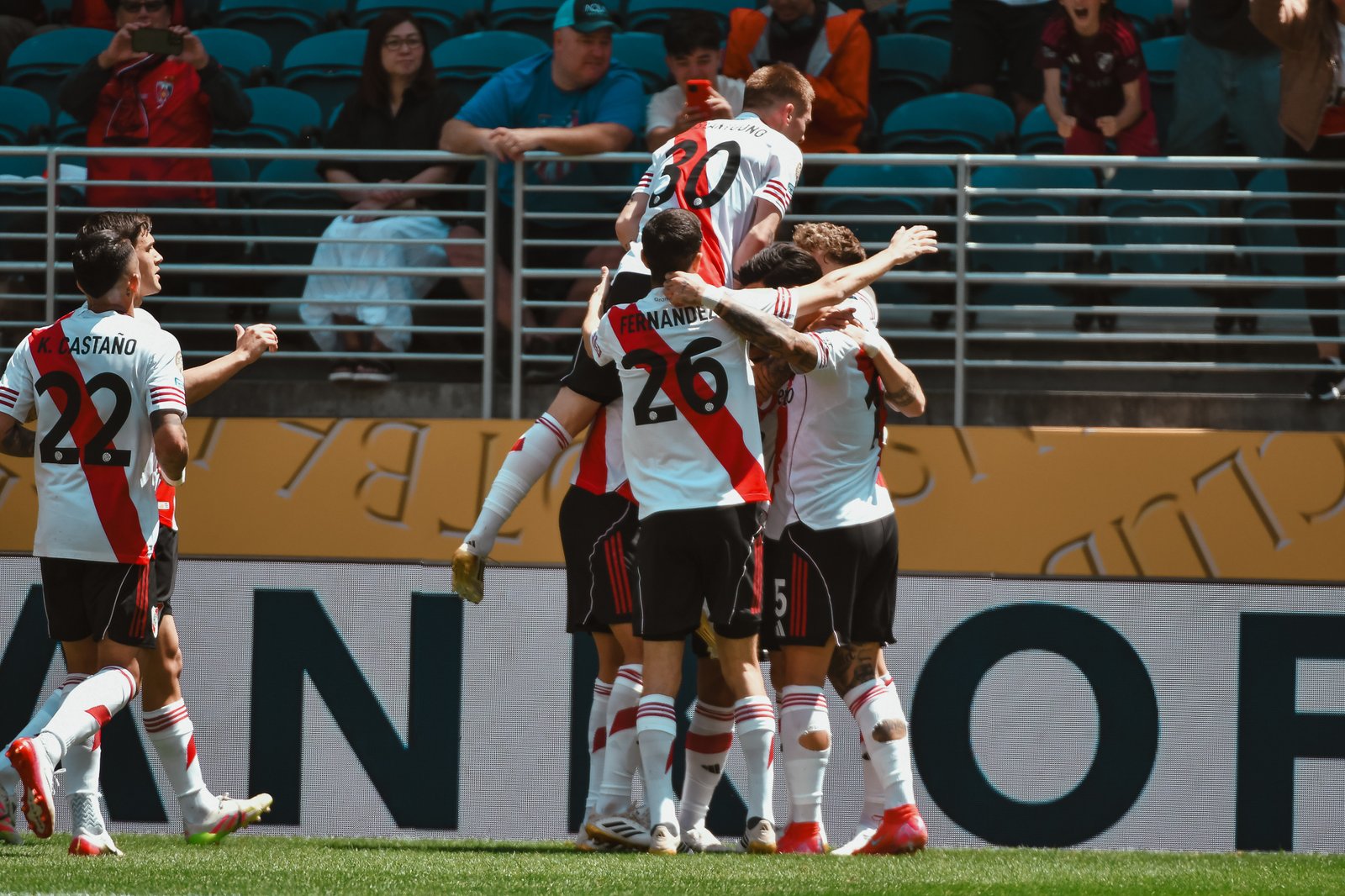 River vence japoneses e Inter fica no empate pelo  grupo E do Super Mundial de Clubes da Fifa.